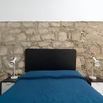 Celia House Apartment *