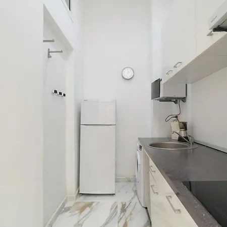 Апартаменты Celia House *