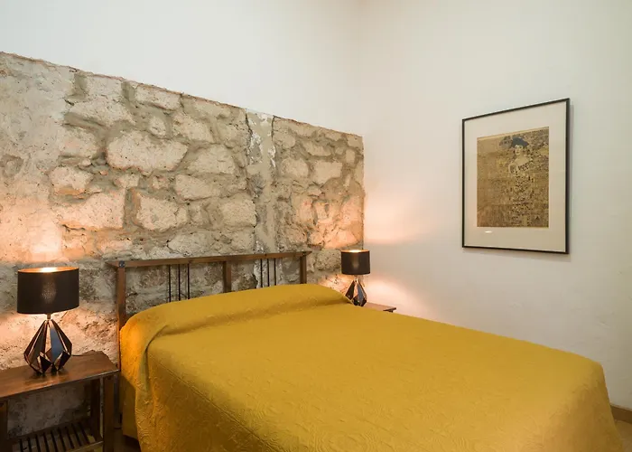 Celia House Апартаменты